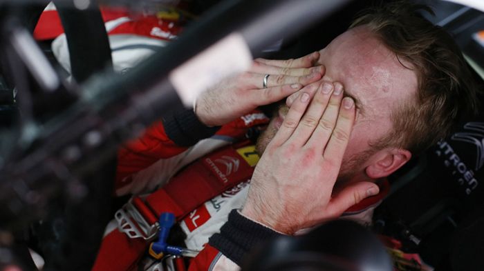 Επεισοδιακή ήταν η 3η μέρα για τον Mads Ostberg, ο οποίος χτύπησε σε ένα βράχο, τούμπαρε και εγκατέλειψε οριστικά. 