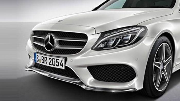 Η νέα C63 AMG θα εφοδιάζεται από τον νέο twin-turbo V8 4,0 λτ. κινητήρα, αλλά για την περίσταση η Mercedes φαίνεται ότι θα «κατεβάσει» την απόδοσή του