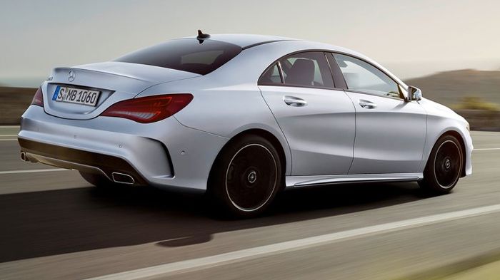 Η CLA θα εξοπλίζεται και με το σύστημα Collision Prevention Assist Plus που προειδοποιεί ηχητικά τον οδηγό για επικειμένη σύγκρουση, ενώ παρεμβαίνει &