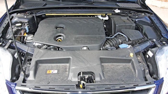 Κάτω από το καπό του Mondeo, ο 1.600άρης diesel των 115 ίππων προμοτάρει την οικονομία κίνησης. Οι επιδόσεις του, κρίνονται αρκετά ικανοποιητικές.	
