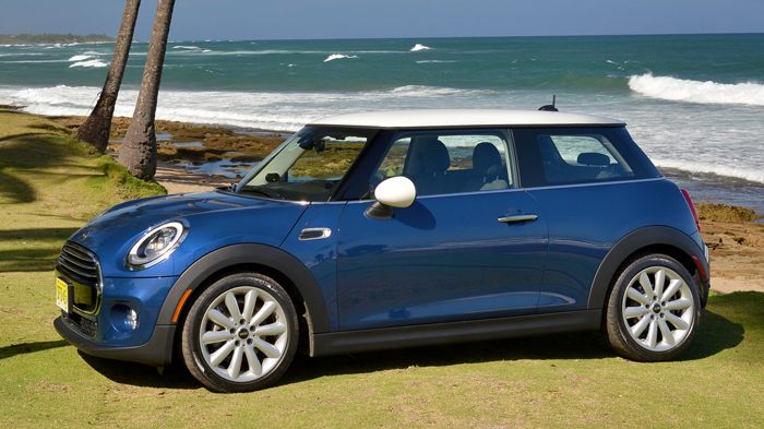 Η τιμή του νέου MINI Cooper ξεκινάει από τα 18.992 ευρώ με το όφελος απόσυρσης.