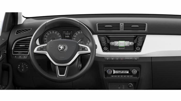 Στο εσωτερικό της νέας Skoda Fabia κυριαρχεί η λιτή σχεδίαση και η υψηλή λειτουργικότητα, ενώ αναμένουμε εκ νέου προσεγμένη ποιότητα υλικών και συναρμ