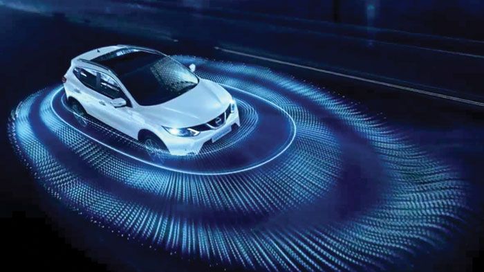 Οι τεχνολογικές καινοτομίες του Nissan Safety Shield που ενσωματώνονται στο Qashqai, προστατεύουν οδηγό και επιβάτες. 