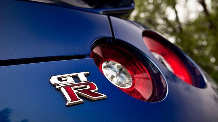 Πληροφορίες θέλουν το νέο GT-R να αποδίδει συνδυαστικά 800 ίππους, χάρη στην προσθήκη του συστήματος ανάκτησης ενέργειας (KERS) σε συνεργασία με τη Wi