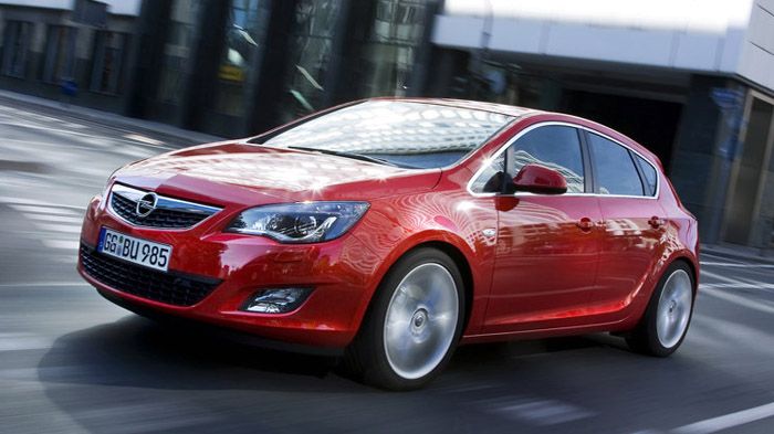 Η σημερινή γενιά του Opel Astra.