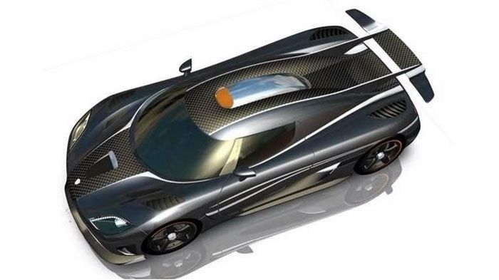 Η πραγματική αναλογία ίππου ανά κιλό του Koenigsegg One:1 είναι 1340, συμπεριλαμβανομένων των υγρών του αυτοκινήτου, καθώς και το βάρος ενός μέσου ενή