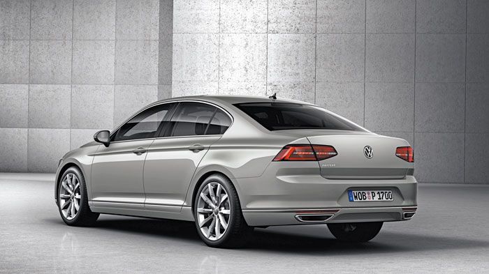 Το νέο VW Passat εντάσσεται και αυτό στη γκάμα των μοντέλων της VW που βασίζονται στο νεότερο πάτωμα MQB, μετά το VW Golf 7ης γενιάς. 