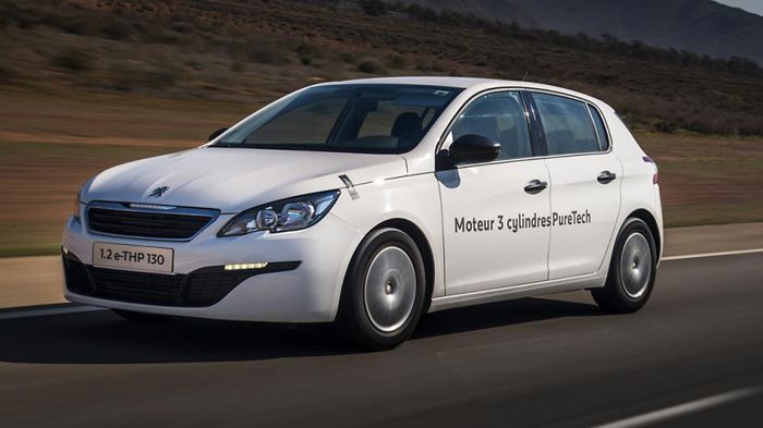 Σε πίστα δοκιμών, το νέο Peugeot 308 έκανε ρεκόρ κατανάλωσης με τον 1,2 λτ. PureTech THP βενζινοκινητήρα, σημειώνοντας 2,8 λτ./100 χλμ. και διανύοντας