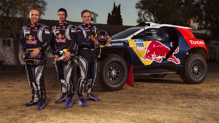 Οι οδηγοί του Peugeot 2008 DKR -Carlos Sainz, Cyril Despres και Stephane Peterhansel- δηλώνουν έτοιμοι να «αντιμετωπίσουν τις προκλήσεις και τον ανταγ