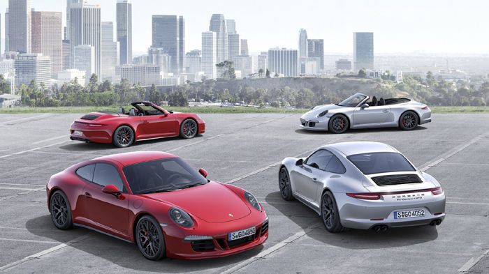 Διαθέσιμη σε coupe ή cabrio αμάξωμα, με την κίνηση πίσω ή στους 4 τροχούς και με 7άρι μηχανικό ή PDK αυτόματο κιβώτιο, παρουσιάστηκε η νέα Porsche 911