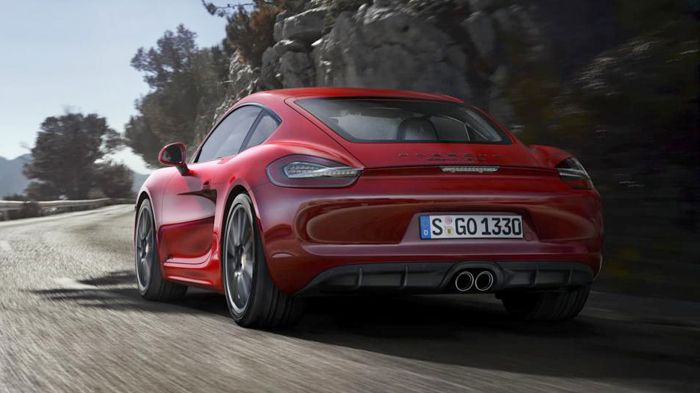 Στην περίπτωση της Boxster GTS η ιπποδύναμη φτάνει τους 330 ίππους και της Cayman GTS τους 340, ενώ η ροπή τους αγγίζει τα 380 Nm.