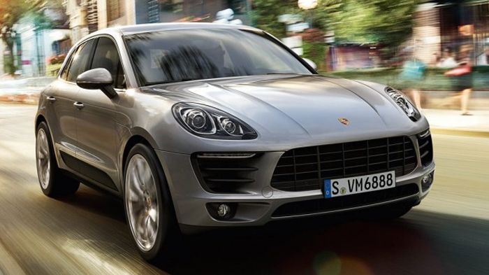 H νέα Macan στη βασική της έκδοση θα πατά σε 18άρες ζάντες αλουμινίου και στο εσωτερικό θα διαθέτει paddles στο τιμόνι.