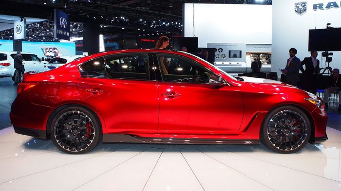 Το νέο Q60 coupe θα είναι ένα μοντέλο, το οποίο θα βασίζεται στο Q50, αλλά με πιο «στρογγυλεμένες γραμμές» (εδώ εικονίζεται το Q50 Eau Rouge Concept).