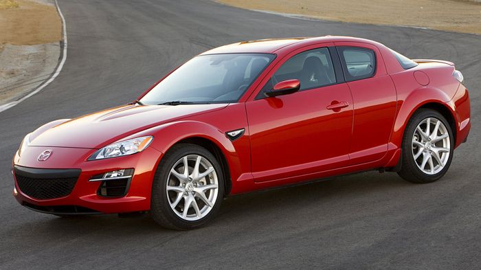 Το νέο RX-7 θα είναι ο διάδοχος του εικονιζόμενου RX-8, ενώ θα φέρει νέο περιστροφικό κινητήρα 250 ίππων και το αμάξωμά του θα ζυγίζει μέχρι 1.270 κιλ