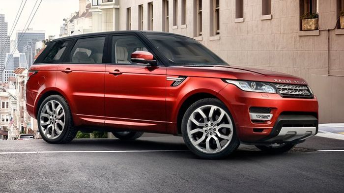 Το νέο Range Rover Sport SVR βασίζεται –σχεδιαστικά και μηχανικά- στο εικονιζόμενο Range Rover Sport, αλλά για το πιο δυναμικό του στιλ «ευθύνετ