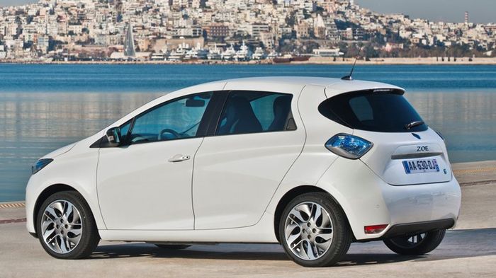 Σε δηλώσεις του ο CEO των Renault-Nissan, Carlos Ghosn, τόνισε ότι ο όμιλος των αυτοκινητοβιομηχανιών δεν θα ασχολείται στο μέλλον με τη δημιουργία μπ