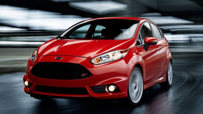 Το νέο Ford Fiesta RS, αν βγει στην παραγωγή, θα λανσαριστεί το 2015 στην ευρωπαϊκή αγορά με ένα ακόμα πιο επιθετικό και σπορτίφ body kit από το εικον