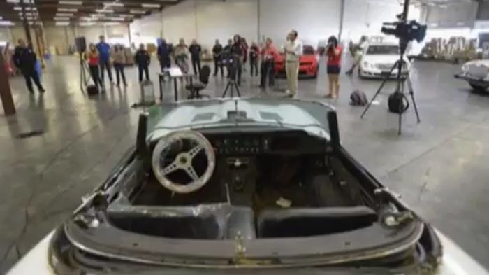 Να θυμίσουμε ότι το 2+2 roadster μοντέλο της Jaguar ήταν στην παραγωγή από το 1961 ως το 1974 και παράχθηκαν 72.530 μονάδες, ενώ το εν λόγω μοντέλο έφ