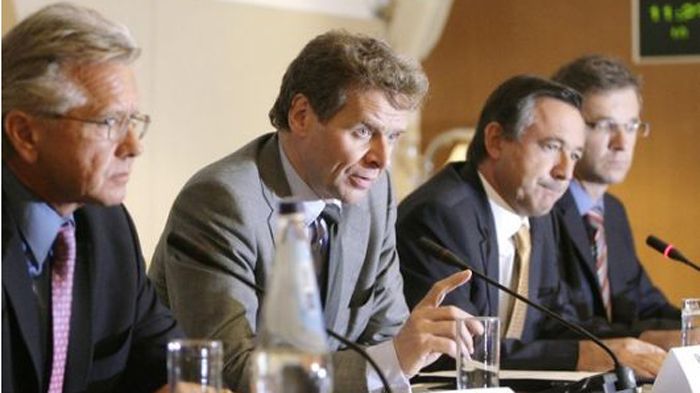 Στα μέσα Ιουλίου επιστρέφει η τρόικα στην Αθήνα.