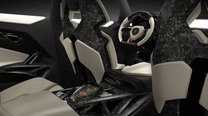 Το εσωτερικό του concept Urus διαθέτει φουτουριστικά στοιχεία, δερμάτινες ταπετσαρίες και πολλά ηλεκτρονικά συστήματα, στοιχεία που θα διαθέτει και το