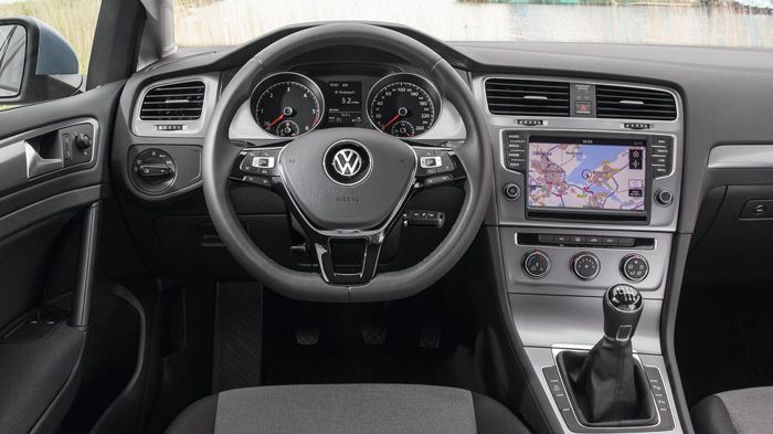 Το Golf BlueMotion εφοδιάζεται με τον νέο κινητήρα diesel 1.6 TDI απόδοσης 110PS με 6τάχυτο μηχανικό κιβώτιο και σε συνδυασμό με τα αεροδυναμικά βοηθή