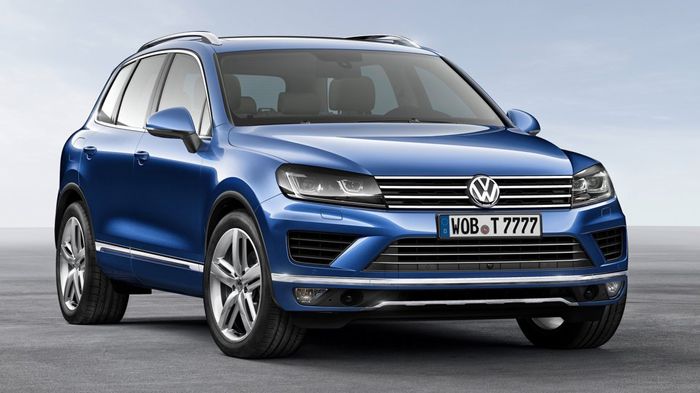 Η ανανεωμένη παρουσία του VW Touareg θα φτάσει στις ευρωπαϊκές αντιπροσωπείες μέσα στο φθινόπωρο, ενώ μέχρι το τέλος του χρόνου θα κυκλοφορήσει και η 