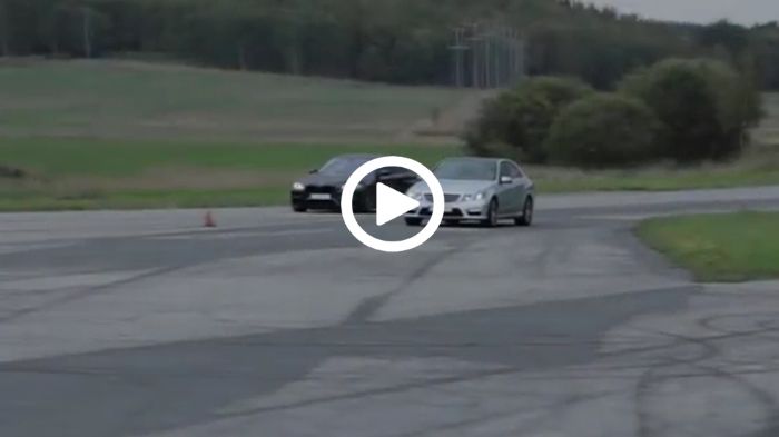 Η BMW M5 διαθέτει 4,4 λτ. twin-turbo V8 κινητήρα και απαιτεί 4,3 δλ. για τα 0-100 χλμ./ώρα, ενώ η Mercedes E63 AMG φέρει 5,5 λτ. twin-turbo V8 μοτέρ κ