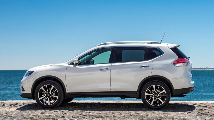 Η μορφή του νέου X-Trail δημιουργεί την απαραίτητη «συγγένεια» με το μικρότερο Qashqai, ενώ καταφέρνει να συνδυάζει το δυναμισμό ενός off-road οχήματο