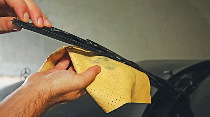 Η καλή κατάσταση των υαλοκαθαριστήρων αποτελεί βασικό κανόνα για να είμαστε σε θέση να αντιμετωπίσουμε τις βροχερές (και όχι μόνο) ημέρες του χειμώνα.