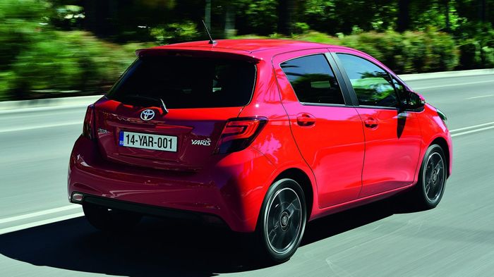 Το ανανεωμένο Yaris με το νέο Euro 6 3κύλινδρο μοτέρ του ενός λίτρου έχει κατανάλωση 4,1 λτ./100 χλμ, ενώ απαλλάσσεται από την υποχρέωση καταβολής Τελ