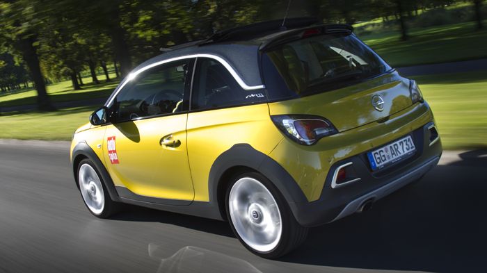 Το μοντέλο θα αρχίσει να πωλείται στην Ελλάδα από τον Νοέμβριο, ενώ μπορούν ήδη να γίνονται παραγγελίες. 