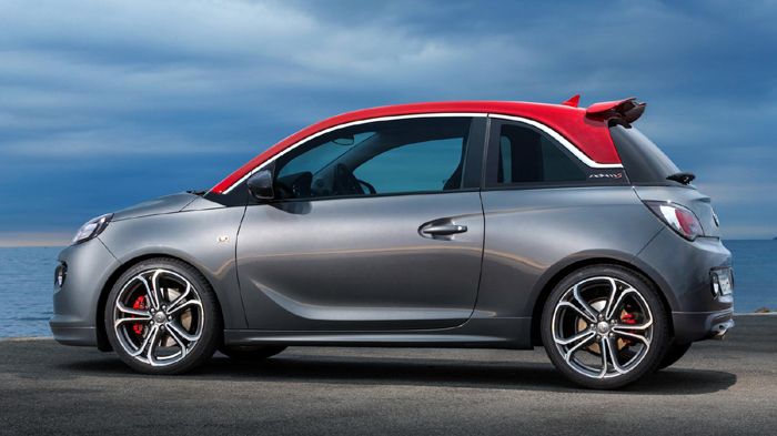 Το Adam S φέρει αεροδυναμικό body kit, χαμηλωμένη ανάρτηση και 10 νέες χρωματικές επιλογές. Επιπλέον, οι άνθρωποι της OPC τοποθέτησαν νέα, ισχυρότερα 