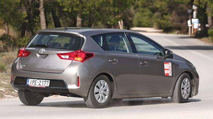 Toyota Auris 1,33 VVT-i

+ Ποιότητα κατασκευής
+ Value for money
+ 6ετής εγγύηση

- Χώροι στο πίσω κάθισμα (γόνατα)
- Μέτριες ρεπρίζ
- Αίσθηση
