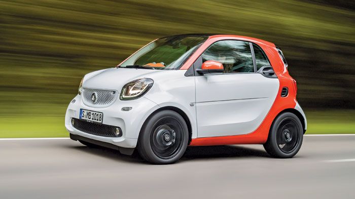 Το 3ης γενιάς smart fortwo πατάει σε νέα πλατφόρμα, έχει το ίδιο εξωτερικό μήκος με πριν, όμως είναι πολύ πιο ευρύχωρο στο εσωτερικό, ενώ το μεγαλύτερ