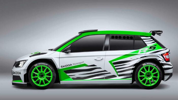 Προκειμένου να πληροί τους κανονισμούς της FIA, η Skoda Fabia R5 φέρει ένα turbo μοτέρ 1,6 λίτρων και σειριακό κιβώτιο πέντε σχέσεων, ενώ το βάρος της