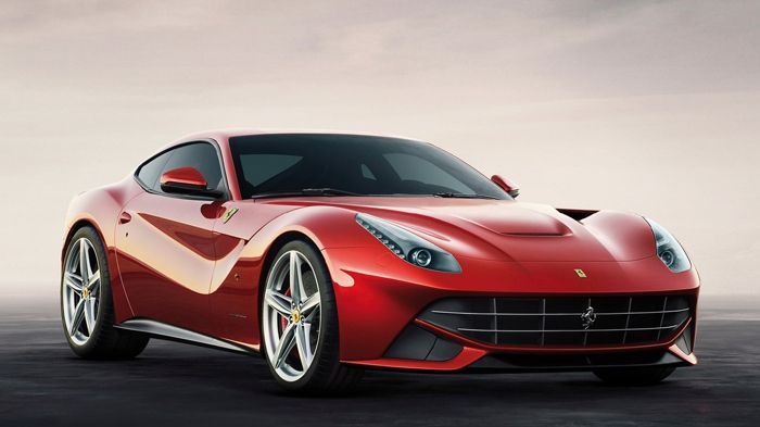 Περιμένουμε τις επόμενες F12berlinetta (φωτό) και FF να διαθέτουν υβριδική τεχνολογία, ώστε να περιορίσουν την κατανάλωση καυσίμου και τις εκπομπές CO