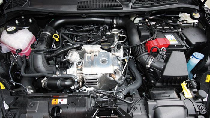Η νέα εκδοχή του 1,0 EcoBoost φέρει ειδική χαρτογράφηση του εγκεφάλου, αύξηση πίεσης υπερπλήρωσης, νέο διπλό μεταβλητό χρονισμό βαλβίδων, αναθεωρημένη