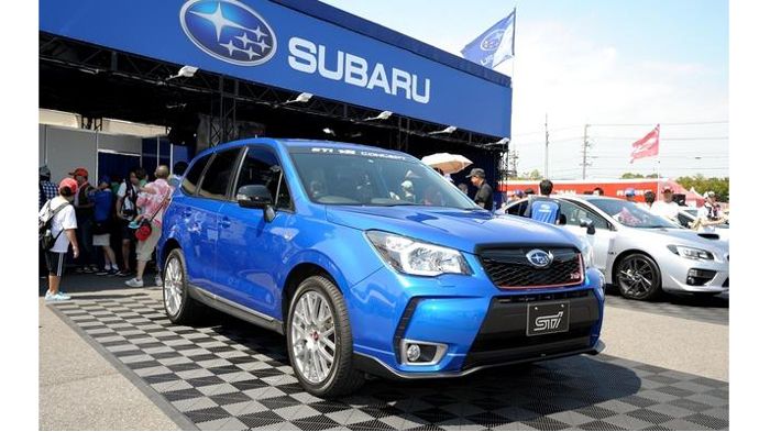 Η Subaru παρουσίασε στην Ιαπωνία, στα πλαίσια των αγώνων Super GT το πρωτότυπο Forester STI tS, προκειμένου να σφυγμομετρήσει τις αντιδράσεις του κοιν