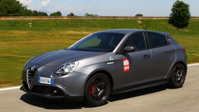 H Giulietta QV κάνει το 0-100 χλμ./ώρα σε 6 δλ., όντας γρηγορότερη από την προκάτοχό της κατά 0,8 δλ., ενώ η τελική της ταχύτητα είναι της τάξης των 2