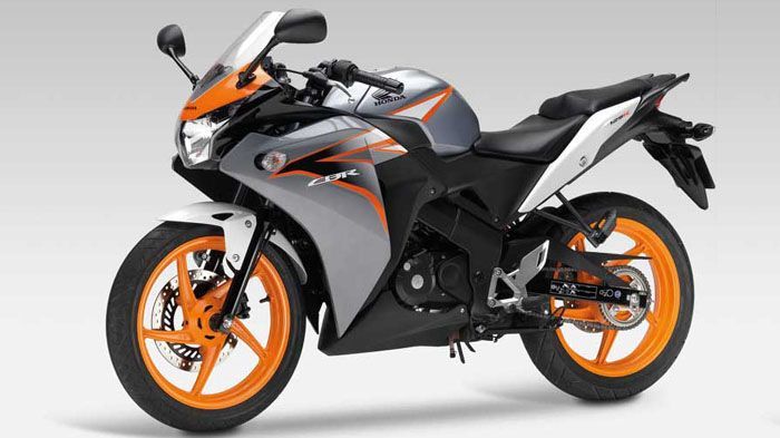 Σύμφωνα με φήμες, η Honda ετοιμάζει ένα ανανεωμένο CBR 125Ri.
