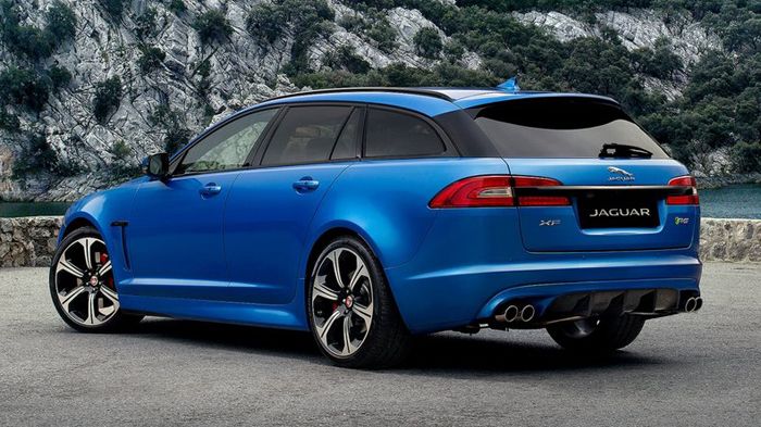 Σχεδιαστικά, η XFR-S Sportbrake διαθέτει ένα πιο επιθετικό body kit από την XF Sportbrake με μεγαλύτερη μάσκα μπροστά.