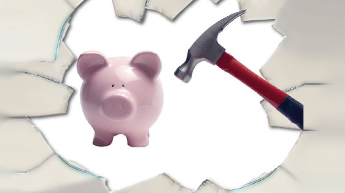 Αντικειμενικά, η εκταμίευση των όποιων οικονομιών αυτήν την περίοδο είναι πολύ πιο δύσκολη σε σχέση με το παρελθόν και σε βάζει σε δεύτερες και τρίτες