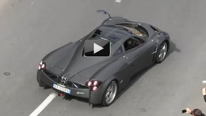 Τα supercars στο Μονακό συνθέτουν ένα μοναδικό σκηνικό.
