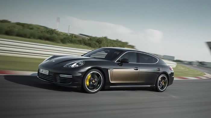 Η ιδιαίτερη αυτή Panamera κινείται από το V8 σύνολο των 4,8 λίτρων, το οποίο έχει απόδοση 570 ίππων και 750 Nm, ενώ συνεργάζεται με κιβώτιο PDK, κάνον