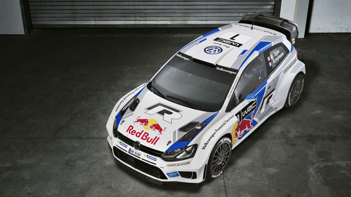 Εμφανισιακά έχει κρατήσει την ίδια σχεδίαση με μία ελαφρά ανανεωμένη περιβολή, ενώ έχει κρατήσει τα γραφικά χρώματος γκρι-μπλε.