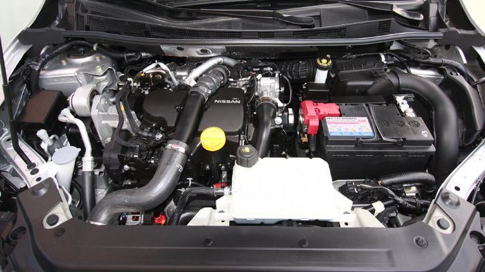 Γενναιόδωρο στις διαστάσεις του, το Nissan Pulsar έχει το μεγαλύτερο μεταξόνιο (2,7 μ.) και ύψος (1,52 μ.) της μικρομεσαίας κατηγορίας.