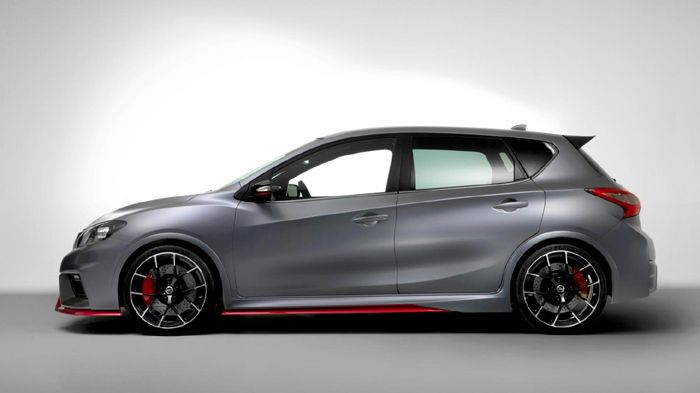 Τα αμορτισέρ και τα ελατήρια έχουν τροποποιηθεί προς όφελος του κρατήματος, έχει τοποθετηθεί διαφορικό περιορισμένης ολίσθησης, ενώ έχει αλλάξει και τ