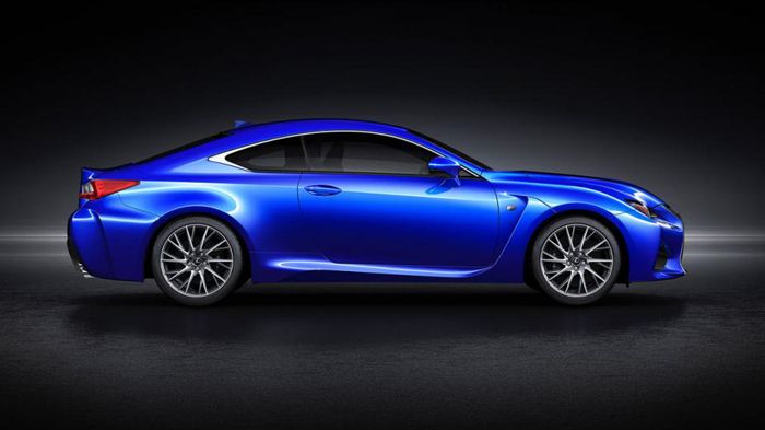 H πίσω αεροτομή «ανοίγει» μετά από τα 80 χλμ./ώρα, προσθέτοντας… πόντους στην ευστάθεια του αυτοκινήτου.