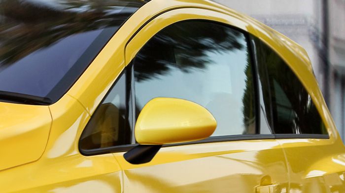 Oι μικρές σε μέγεθος διαστάσεις των κρυστάλλων των παραθύρων, αναμένεται να τονίσουν και πάλι των κουπέ χαρακτήρα τουλάχιστον των 3θυρων εκδόσεων του 