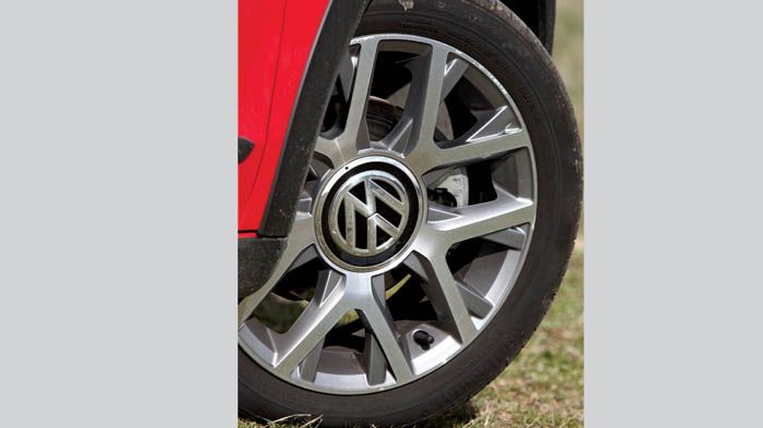 Ζάντες αλουμινίου 16 ιντσών ειδικής σχεδίασης.